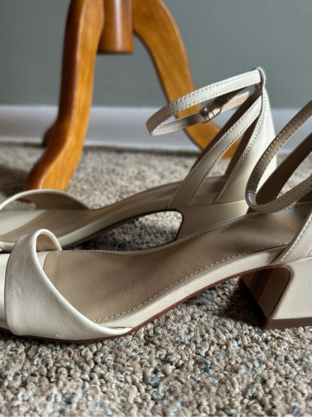 Sam Edelman Wilson Kitten Heel Ankle Strap Sandals - Picture 3 of 11
